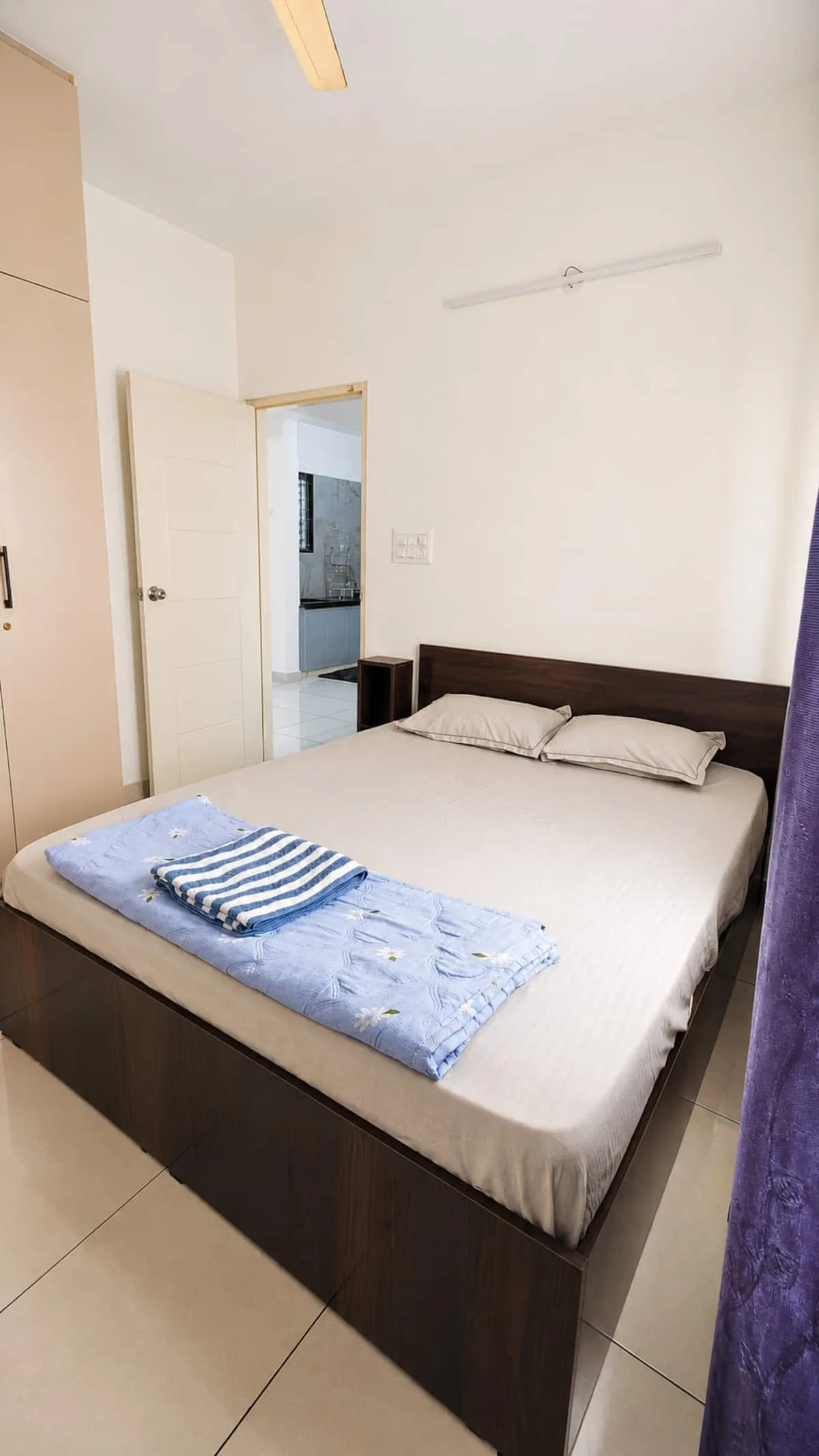 Bedroom 2 image 2