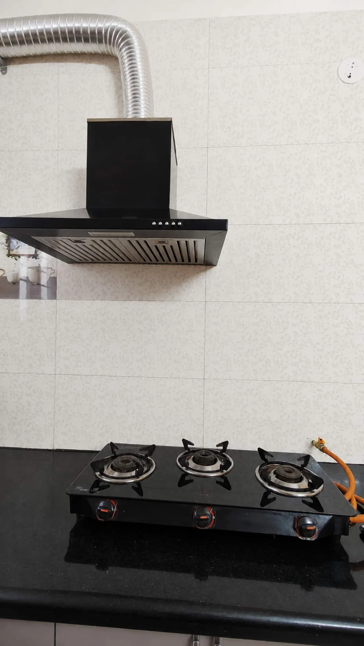 Full kitchen image 6